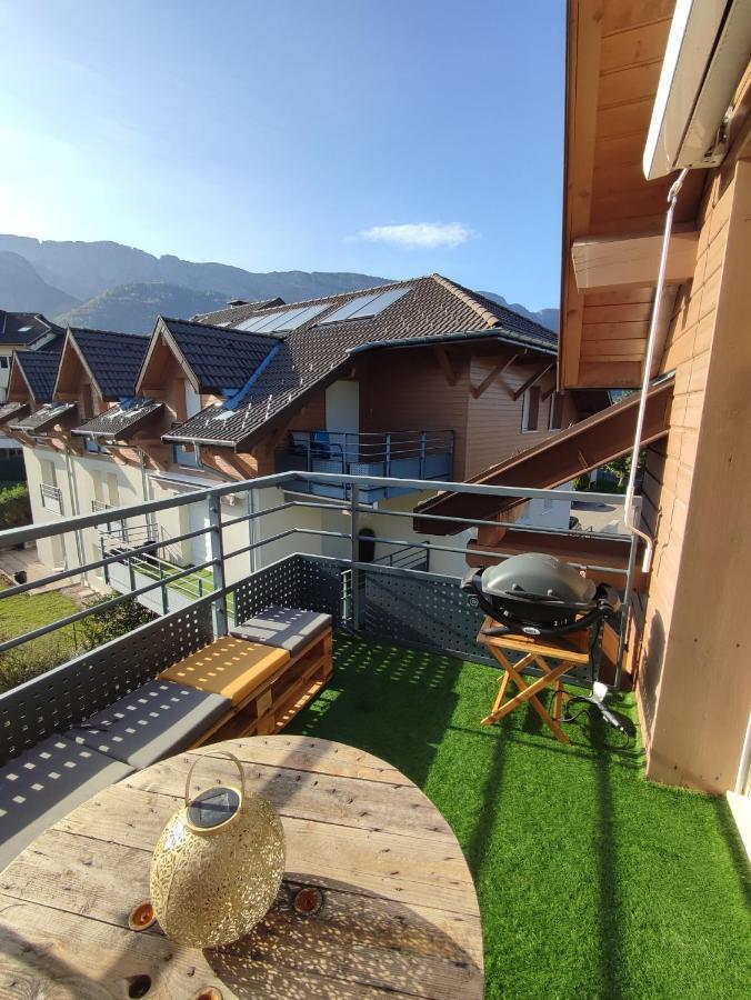 Appartement Plein Centre Village, Vue Montagnes, Proximite Immediate Lac Doussard Exterior foto